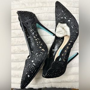 Blue by Betsey Johnson: women’s SB Elsa Dress Pump